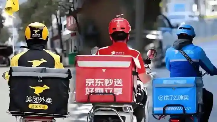 外卖大战已经进阶到负4元购 奶茶店称1天利润仅400元