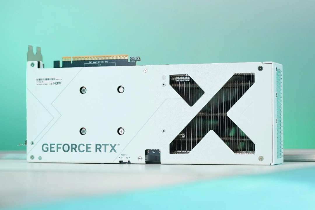 毕业装备优选！华硕RTX50系显卡DLSS 4加持助你满帧开局