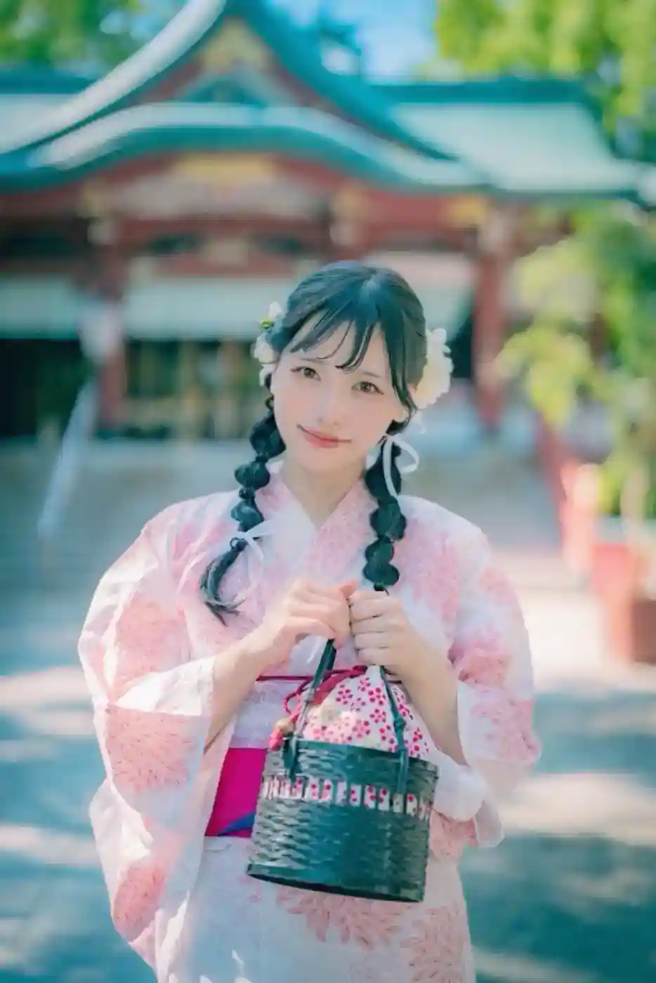 国外美女Cos《尼尔》2B小姐姐 展示性感好身材