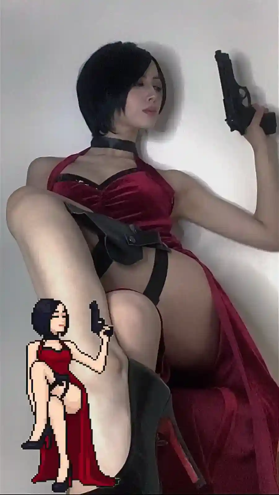 国外美女Cos《生化危机》艾达王 气质身材俱佳